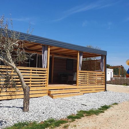 Mobile Homes Karlo & Dino PUY Rom bilde