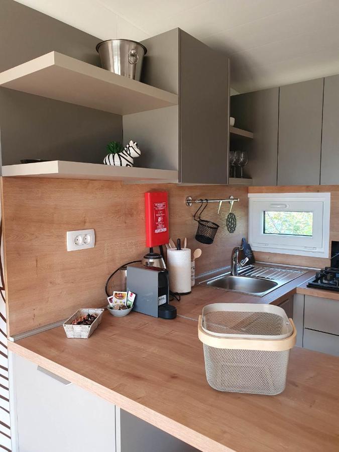 Mobile Homes Karlo & Dino PUY Eksteriør bilde