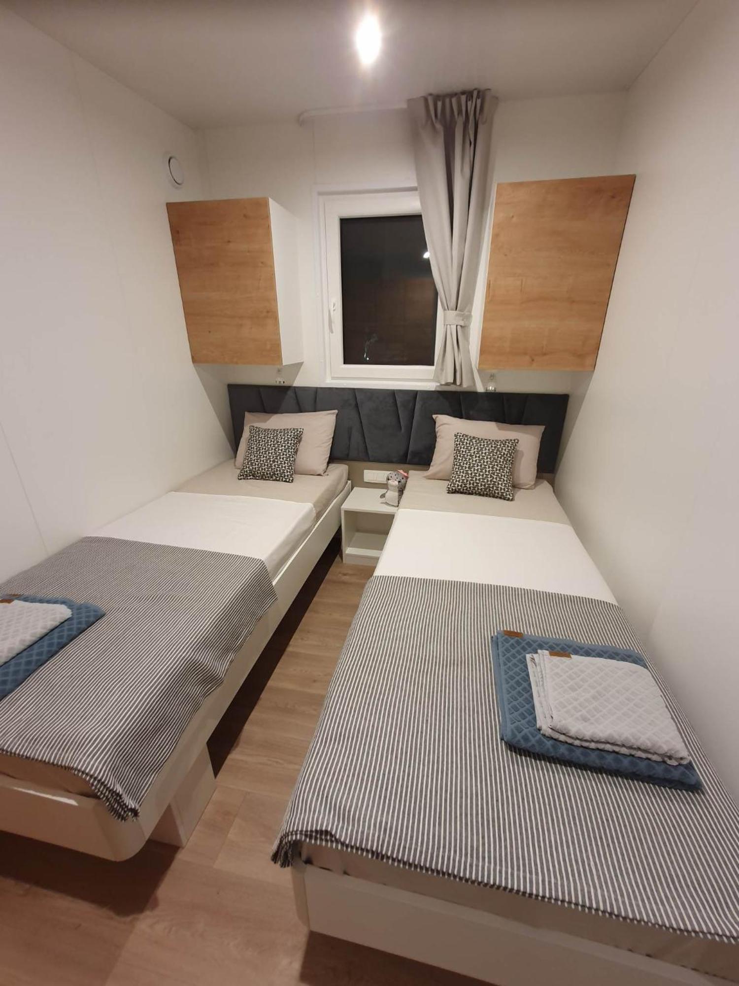 Mobile Homes Karlo & Dino PUY Rom bilde