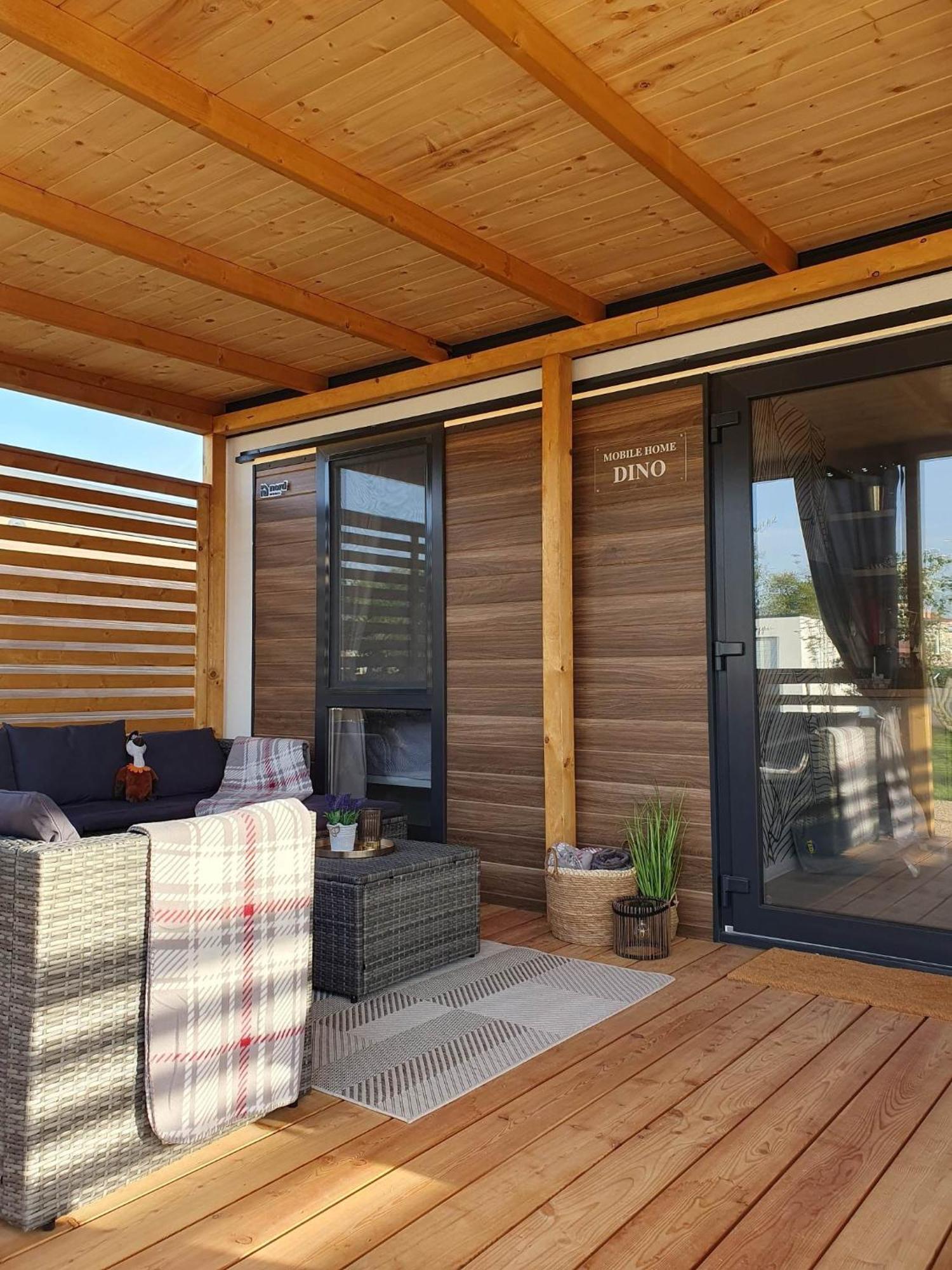 Mobile Homes Karlo & Dino PUY Rom bilde