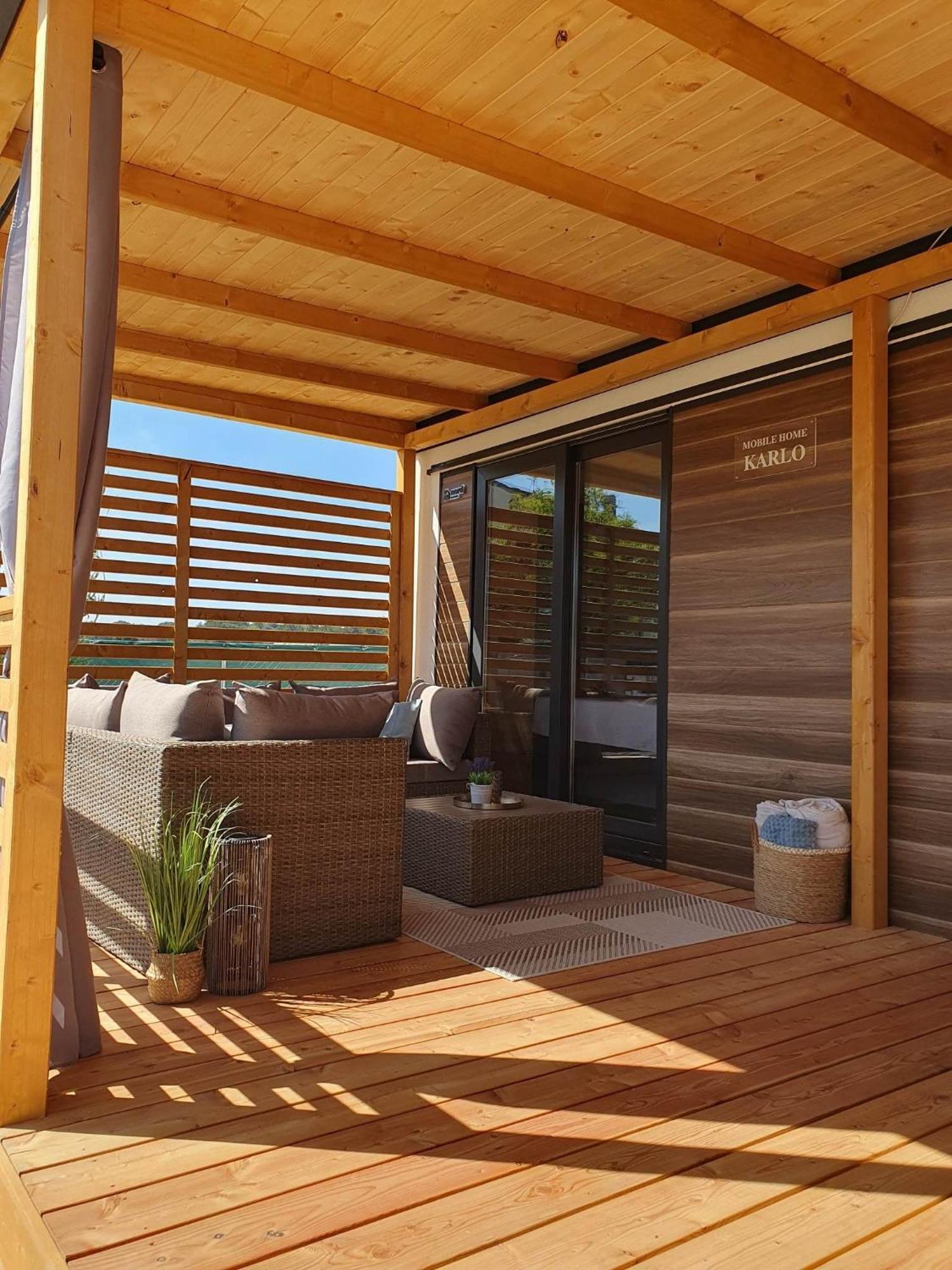 Mobile Homes Karlo & Dino PUY Rom bilde